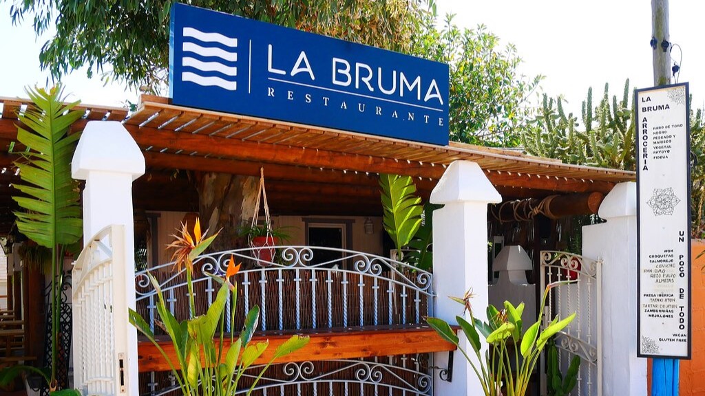 Ver detalles de la Empresa Restaurante La Bruma